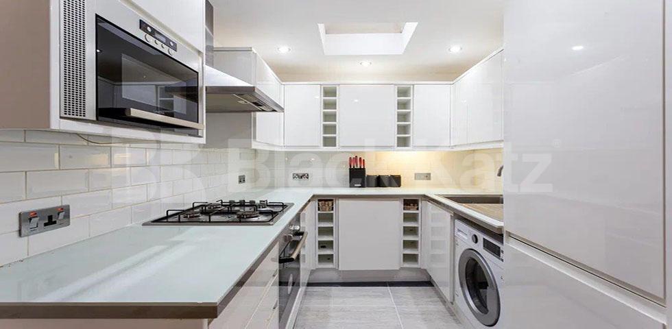 Stunning three bed two bath property set within a private development St Crispins Close, Hampstead