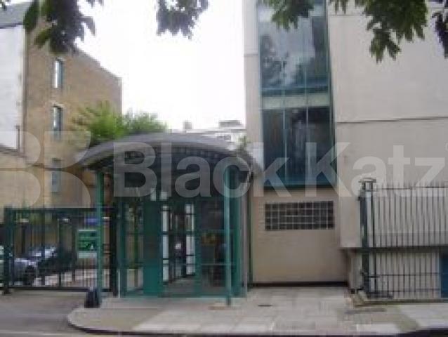 			3 Bedroom, 1 bath, 1 reception Flat			 Cromer Street, KINGS CROSS WC1H