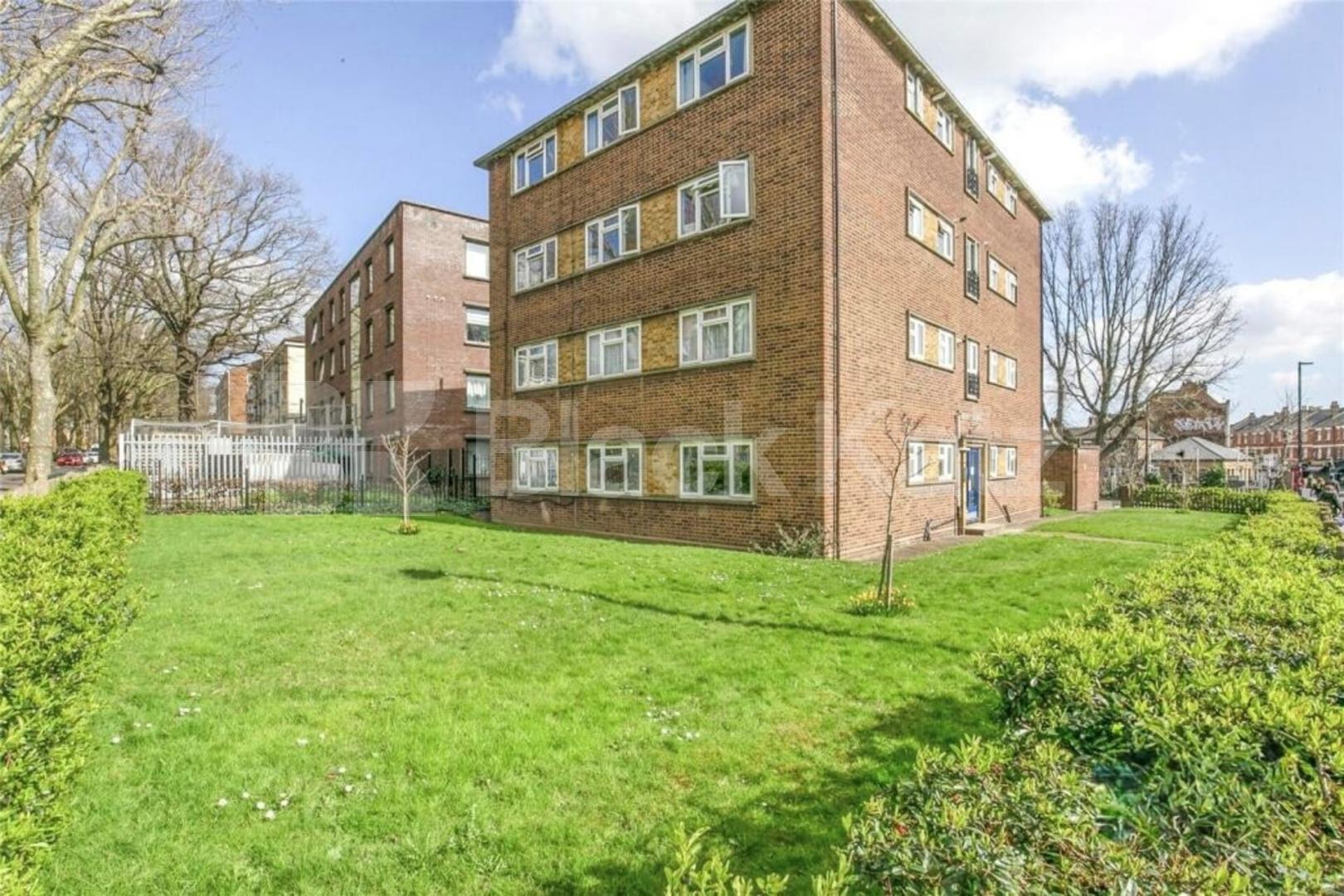 Bright 1 Bed | New Carpets | Spacious Rooms | Moments from Crouch Hill Crouch Hill, Crouch End