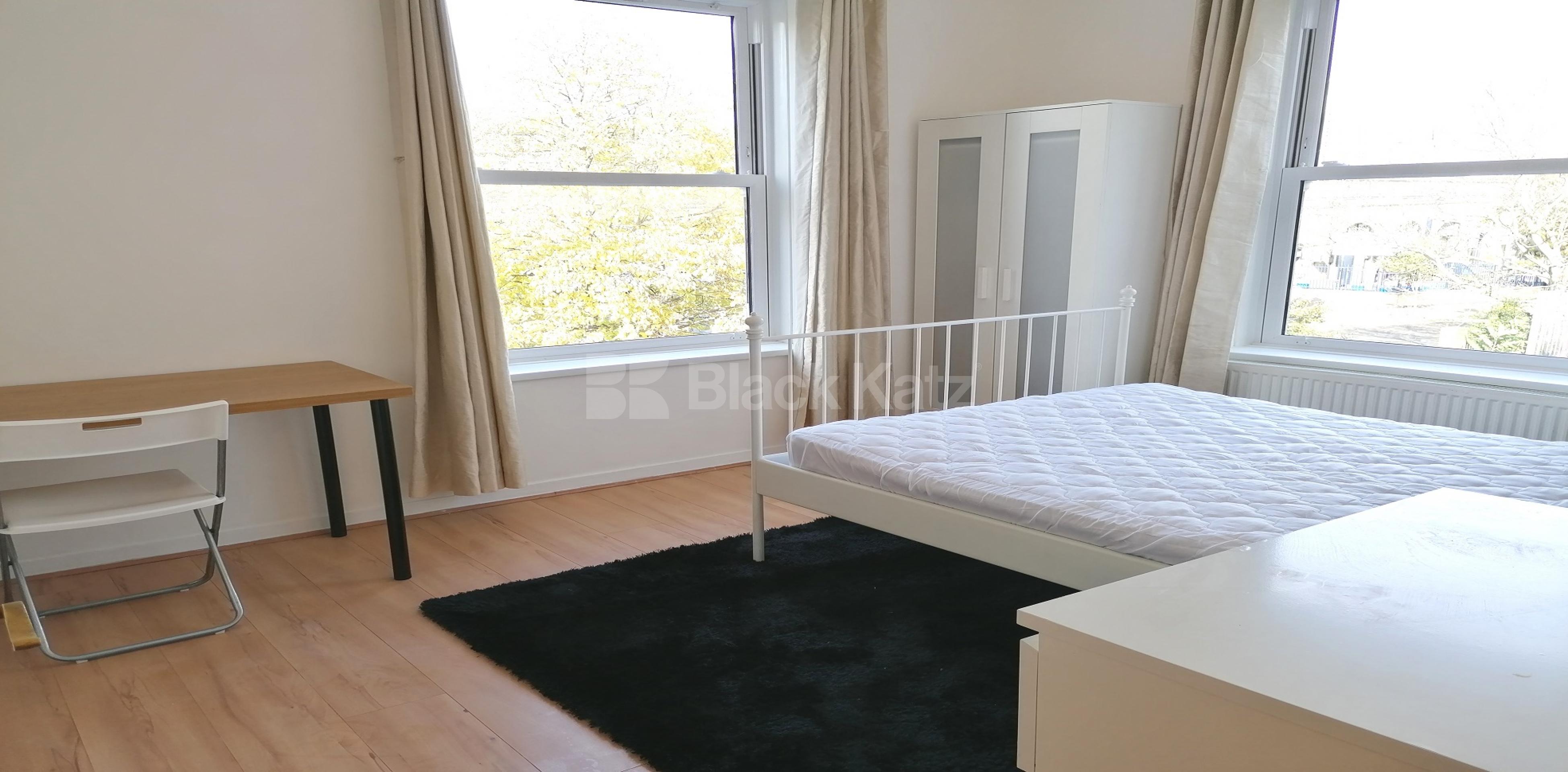 			UNDER OFFER , 2 Bedroom, 1 bath, 1 reception Apartment			 Cosser Street , Waterloo/Lambeth North SE1