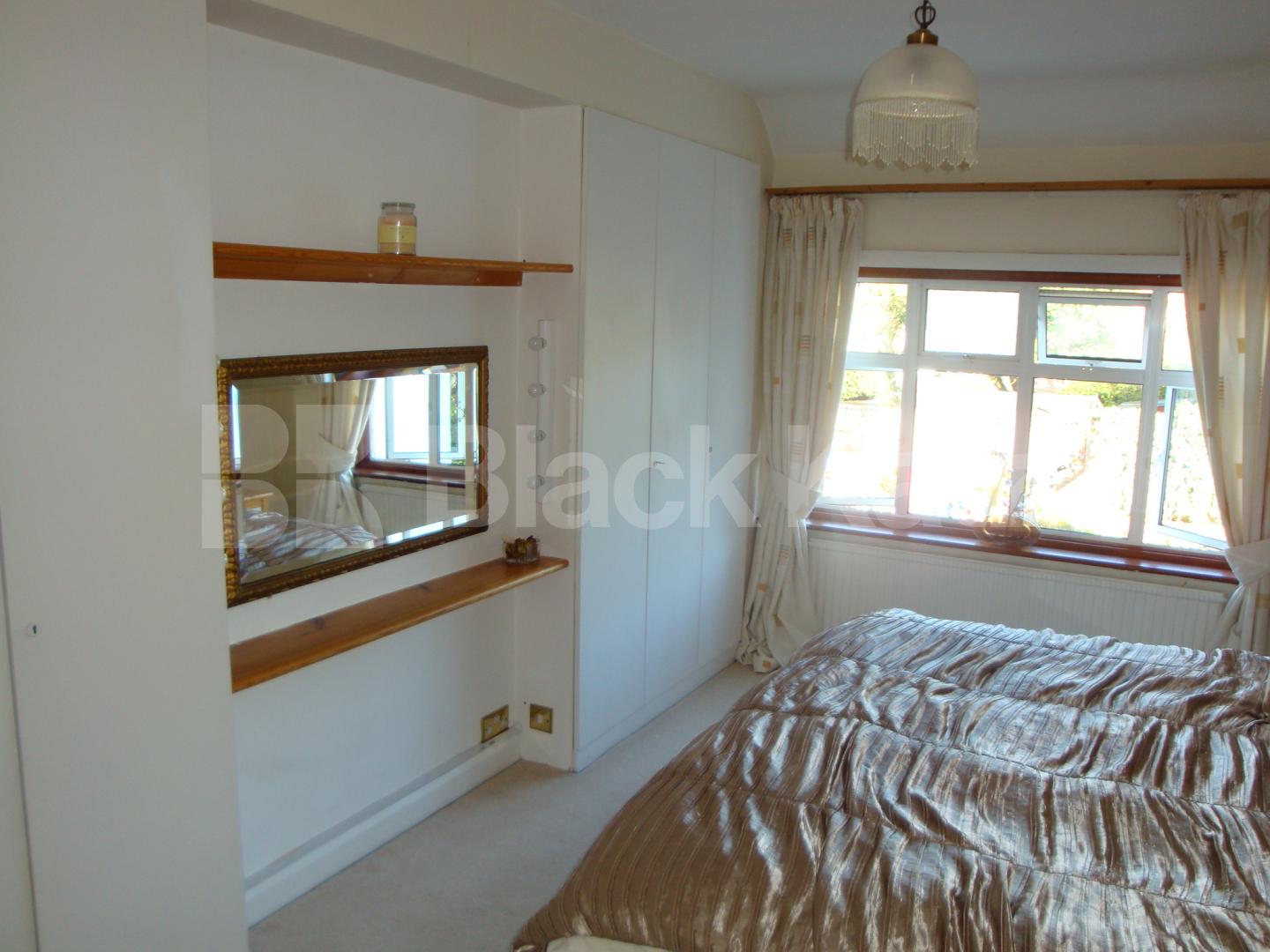 WellMaintained and 3 Bedroom, Furnished House in Cyprus