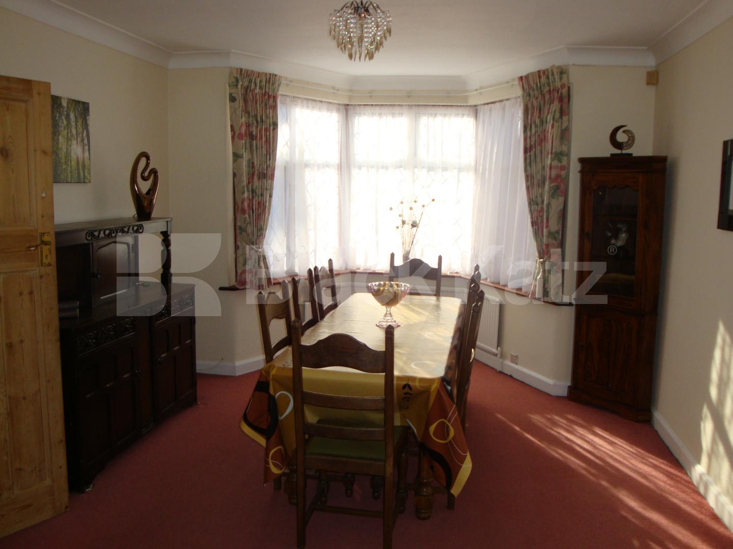 WellMaintained and 3 Bedroom, Furnished House in Cyprus