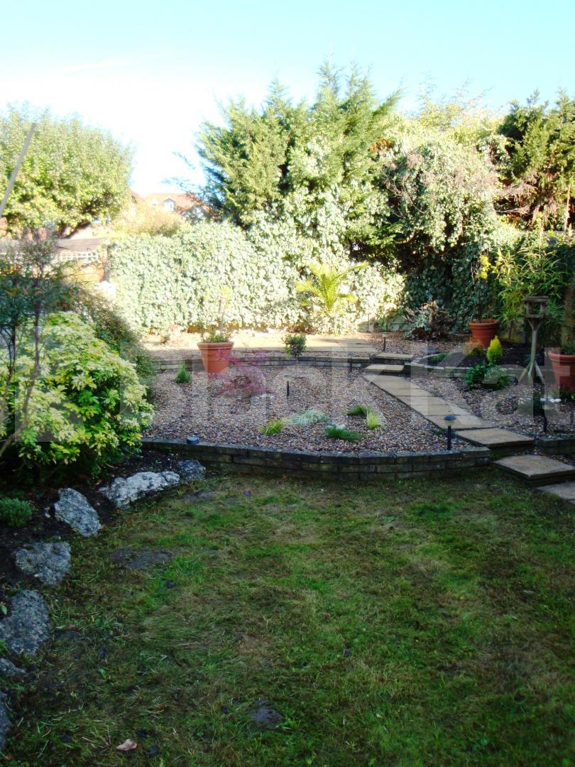 WellMaintained and 3 Bedroom, Furnished House in Cyprus