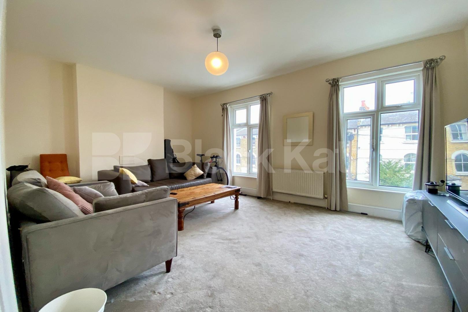 Recently redecorated & boasting size, quality & location  Dalyell Road , Clapham North / Stockwell / Brixton