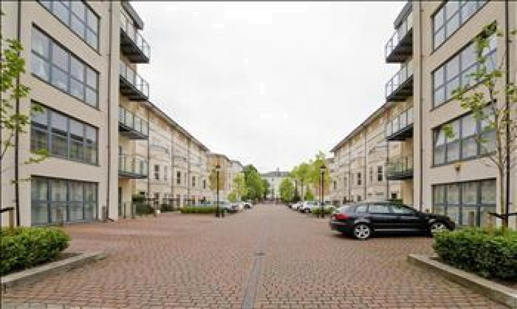 			CAMDEN GIRLS SCHOOL CATCHMENT AREA!, 2 Bedroom, 1 bath, 1 reception Flat			 Canal Boulevard, Camden Road, CAMDEN