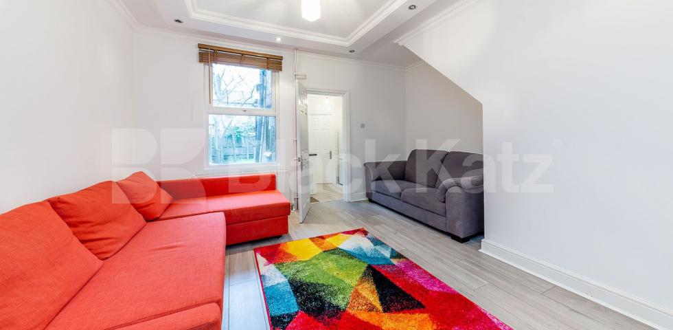 			New Instruction! Private garden!, 1 Bedroom, 1 bath, 1 reception House			 Morley Avenue inc All Bills, Wood Green / Noel Park