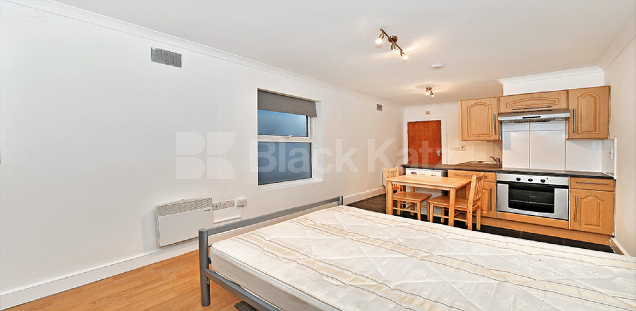 			Studio Apartment, 1 bath, 1 reception Flat			 Hornsey High Street , Crouch End / Hornsey