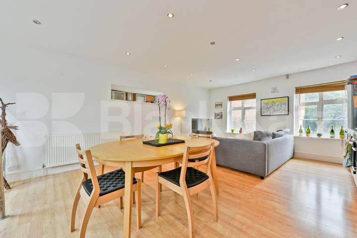 Just off Bermondsey Street, two bathroomed & roof terrace  Decima Street , London Bridge 
