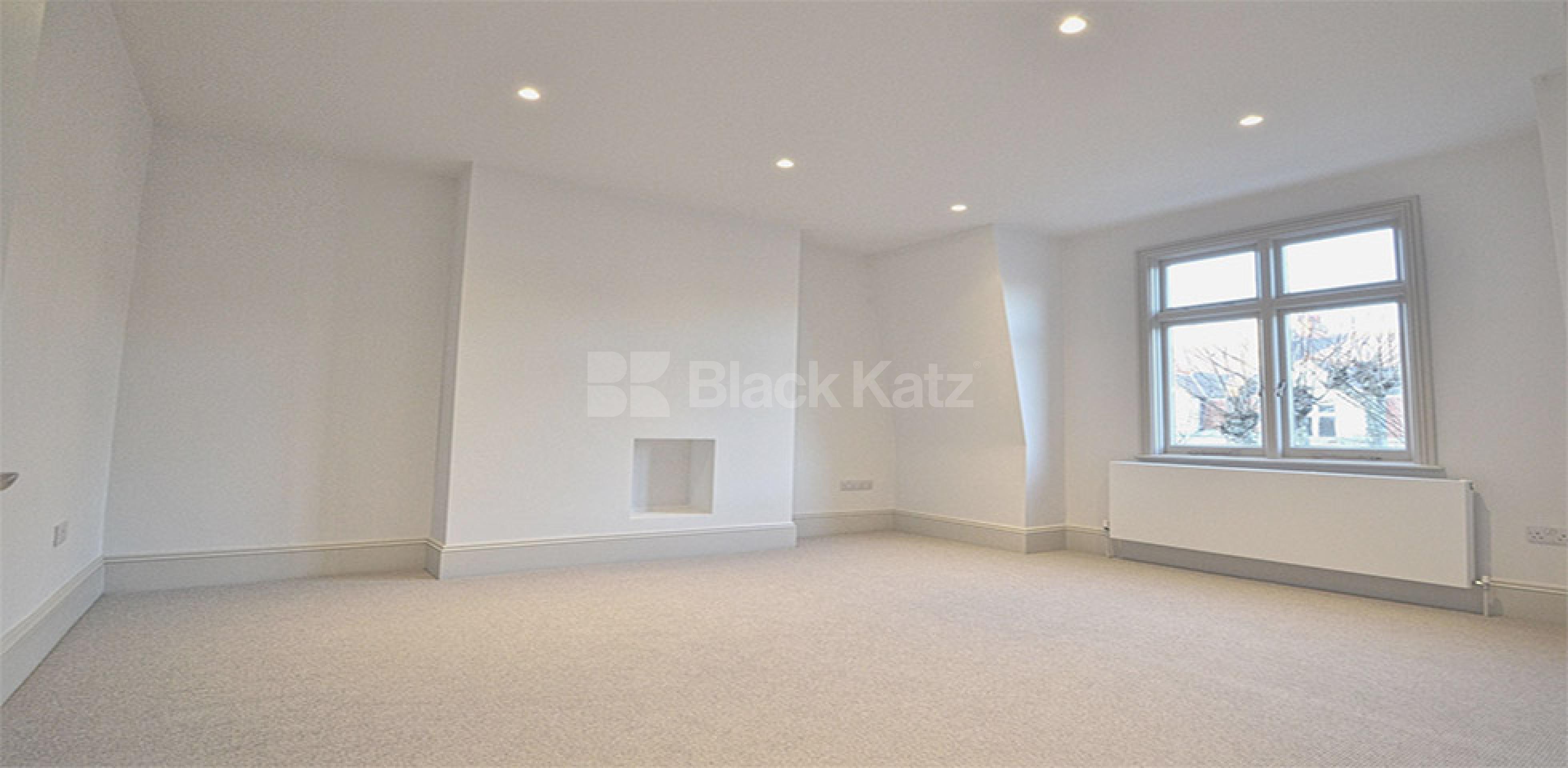 			3 Bedroom, 1 bath, 1 reception Flat			 Castellain Mansions, Castellain Road, Maida Vale W9