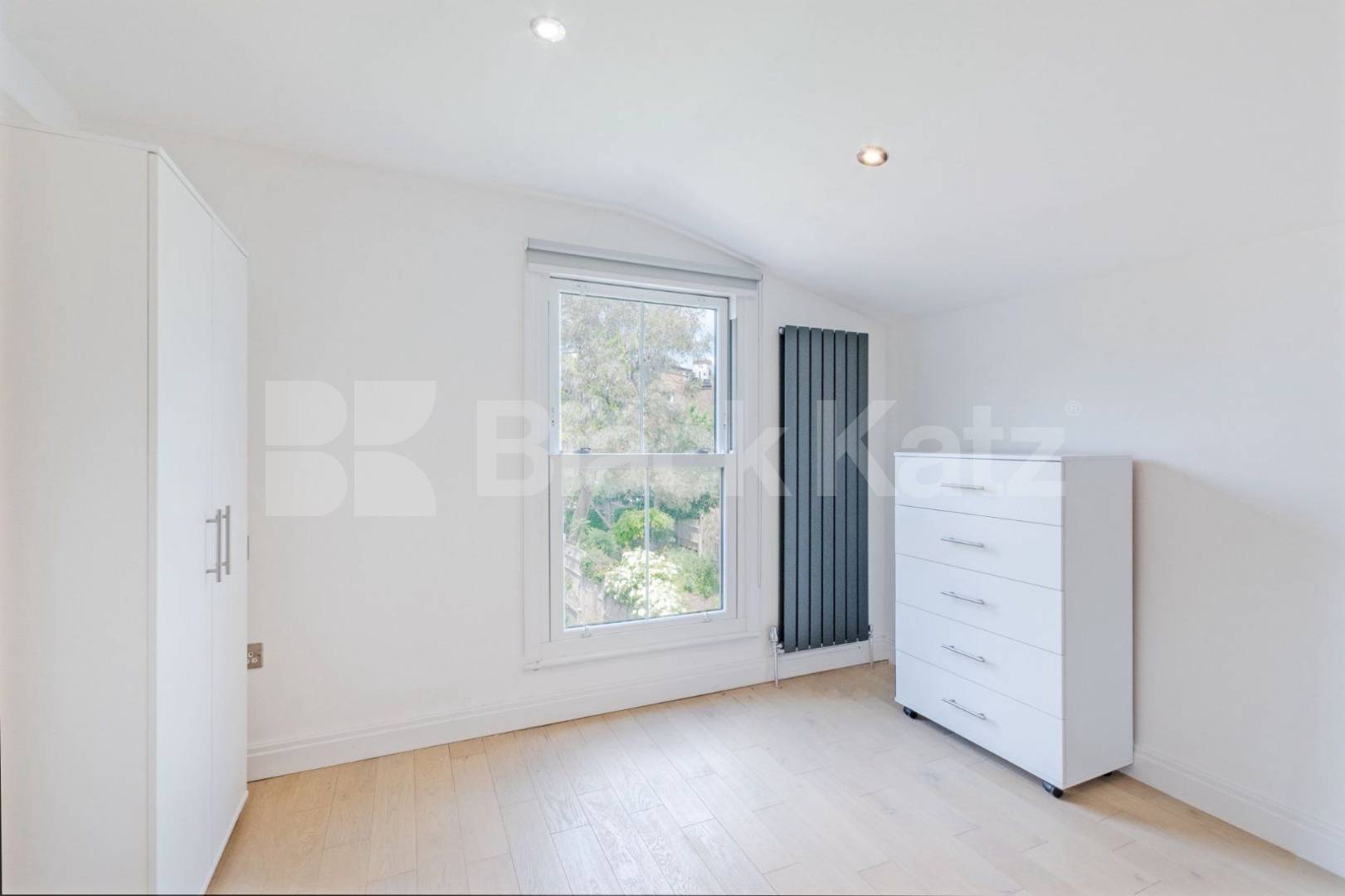 Modern Studio Hillfield Road, West Hampstead