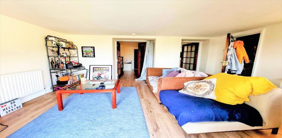 			1 Bedroom, 2 bath, 1 reception Flat			 Dollis Hill Lane, DOLLIS HILL