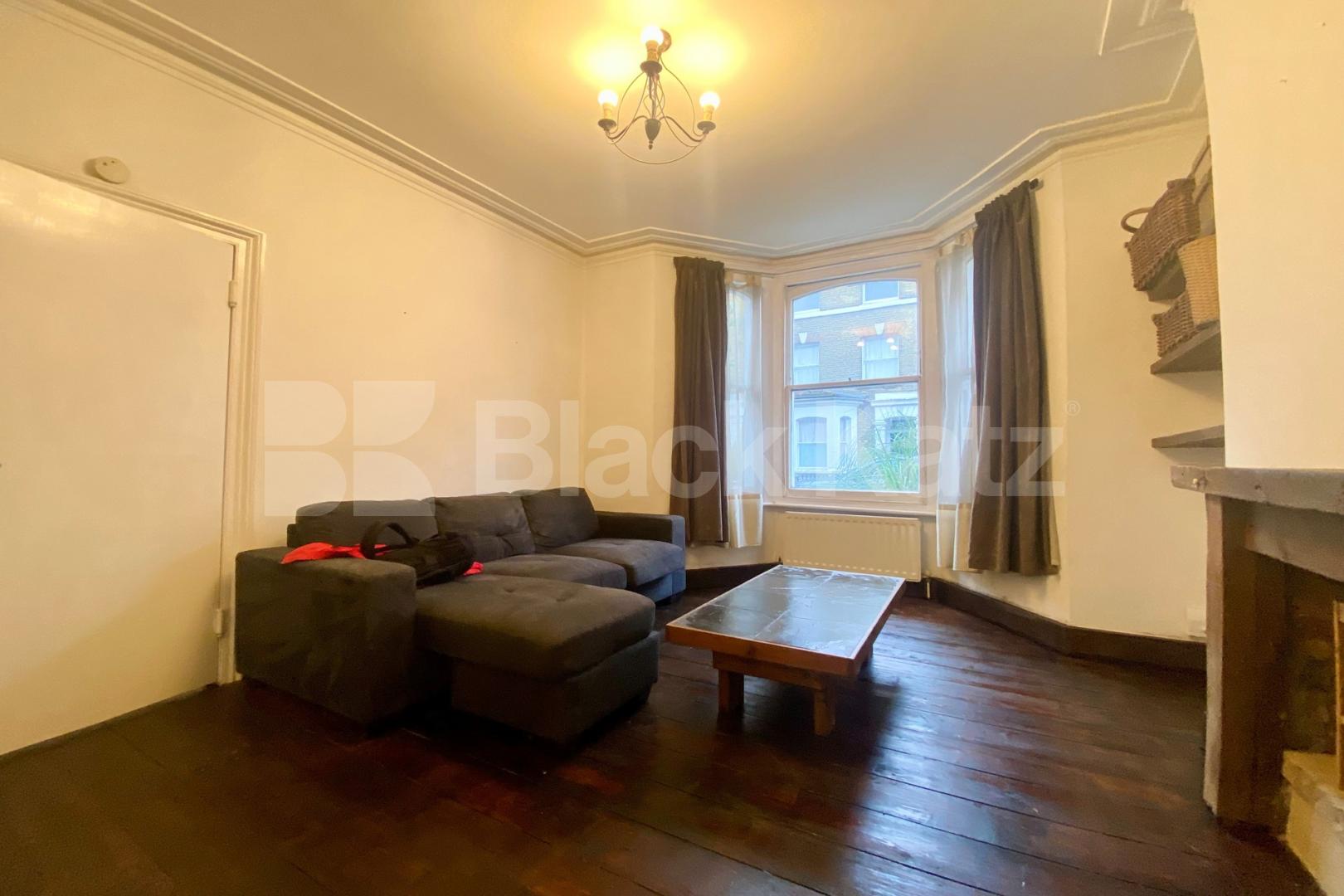 Larger than average ground floor Georgian Conversion Darwin Street, London Bridge