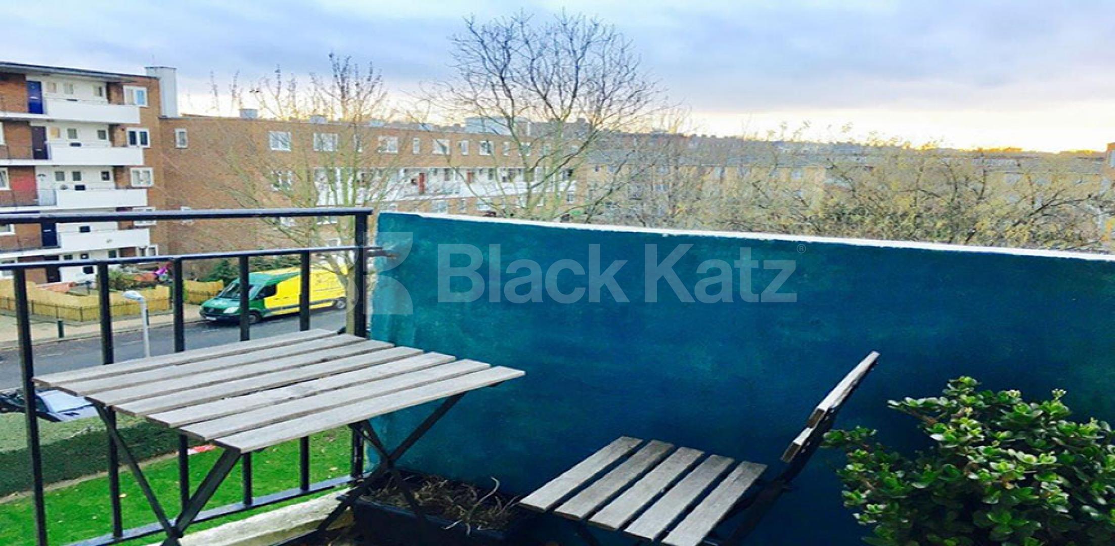 			NEW INSTRUCTION, 2 Bedroom, 1 bath, 1 reception Apartment			 Deeley Road, Vauxhall