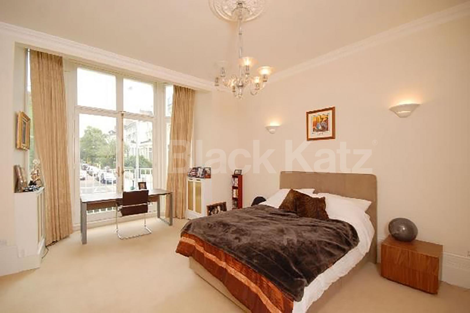 Spacious two bedrooom two bathroom set in a period conversion  Belsize Park Gardens, Belsize Park