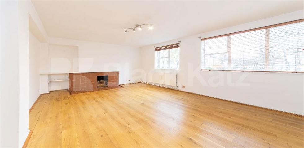 			2 Bedroom, 1 bath, 1 reception Flat			 Clifton Gardens, MAIDA VALE/LITTLE VENICE