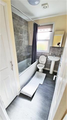 			3 Bedroom, 1 bath, 1 reception Apartment			 Compton Road, KENSAL RISE