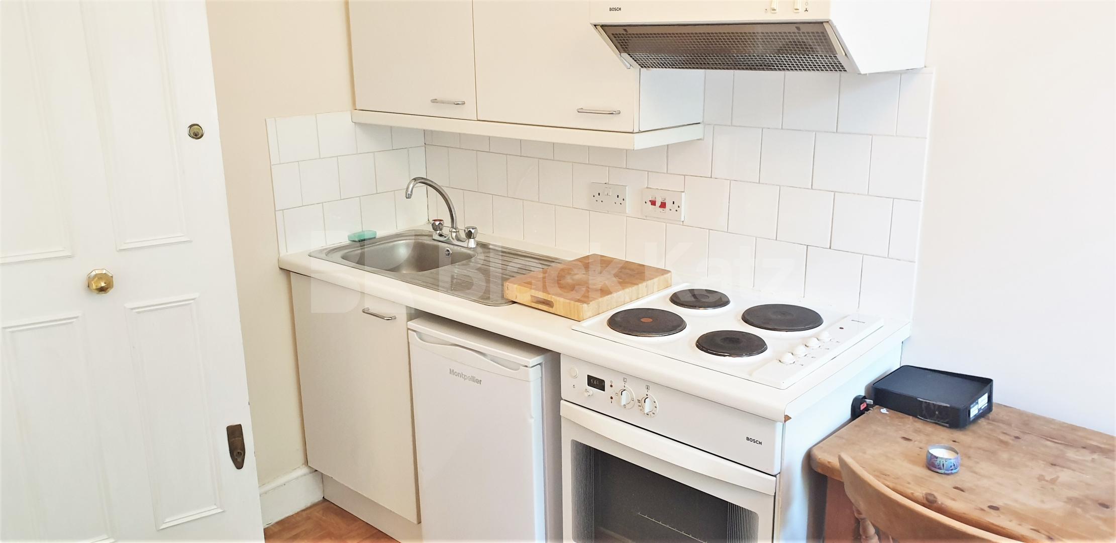 			Studio Apartment, 1 bath, 1 reception Apartment			 Trebovir Road, EARLS COURT
