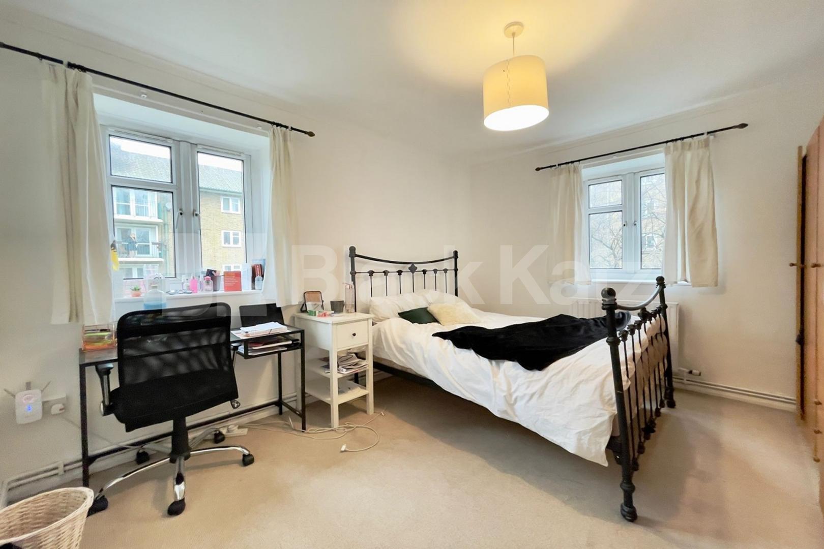 Superbly located moments from the iver Thames  Lambeth Walk, Lambeth North