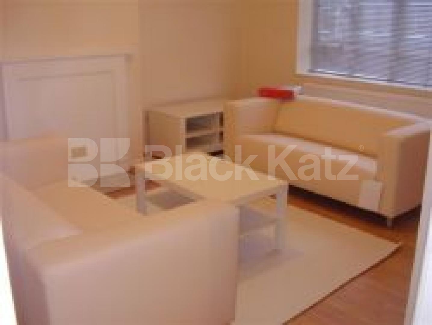 			3 Bedroom, 1 bath, 1 reception Flat			 Bethune Road, STOKE NEWINGTON N16