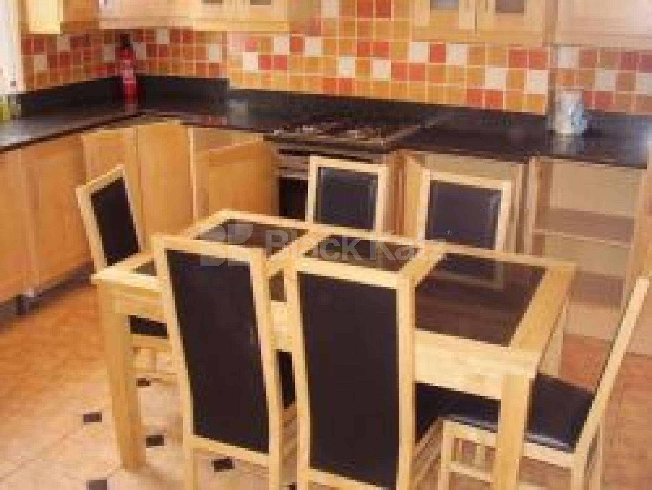 			2 Bedroom, 1 bath, 1 reception Flat			 Downham Road, ISLINGTON N1 N1