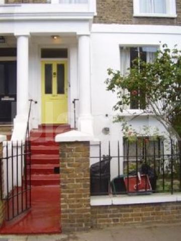 			2 Bedroom, 1 bath, 1 reception Flat			 Downham Road, ISLINGTON N1