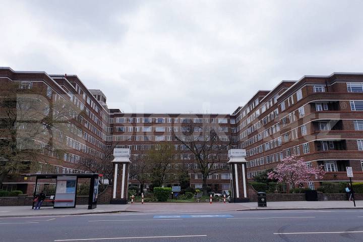 Highly desirable development with 24 hr concierge  Du Cane Court, Balham 