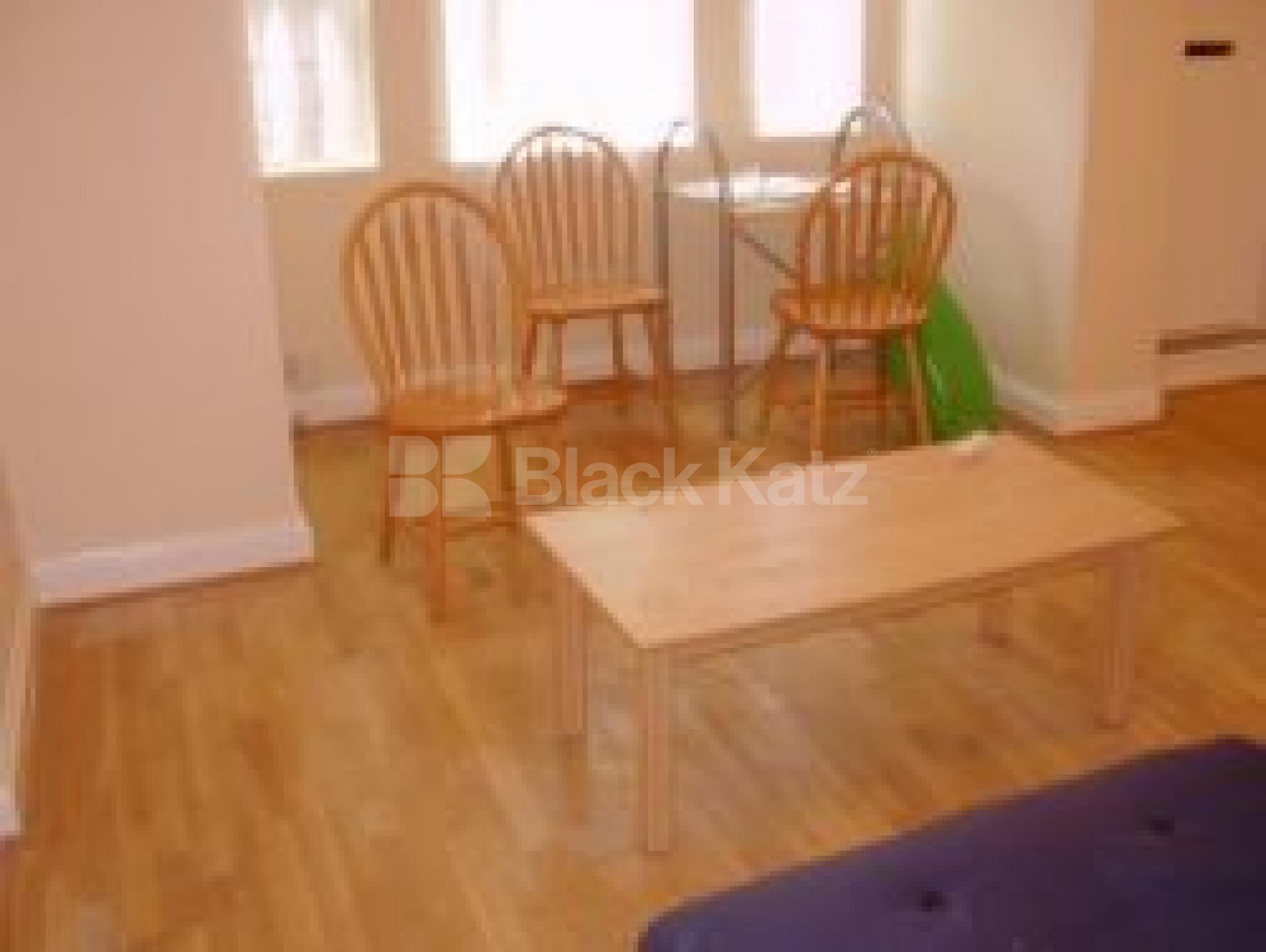 			2 Bedroom, 1 bath, 1 reception Flat			 Dunsmore Road, STOKE NEWINGTON N16 N16