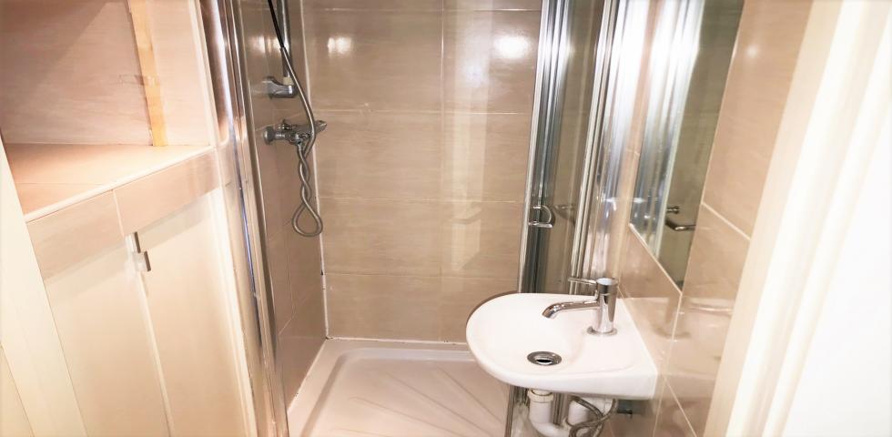 			Studio Apartment, 1 bath, 1 reception Studio			 Sutherland Ave, MAIDA VALE