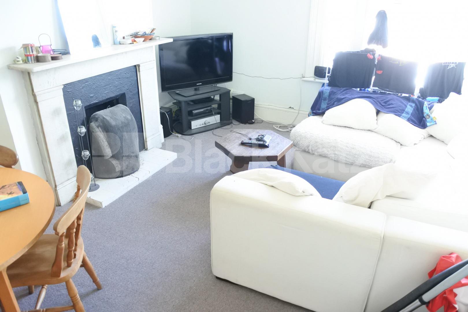 			NEW INSTRUCTION!, 3 Bedroom, 1 bath, 1 reception Flat			 Birchington Road, Crouch End