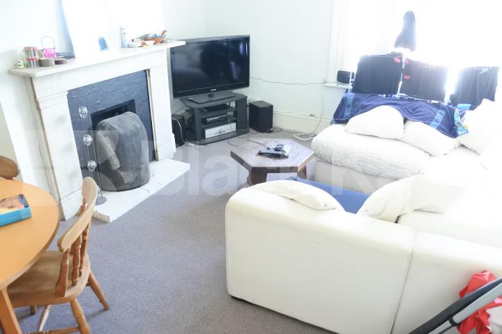 			NEW INSTRUCTION!, 3 Bedroom, 1 bath, 1 reception Flat			 Birchington Road, Crouch End