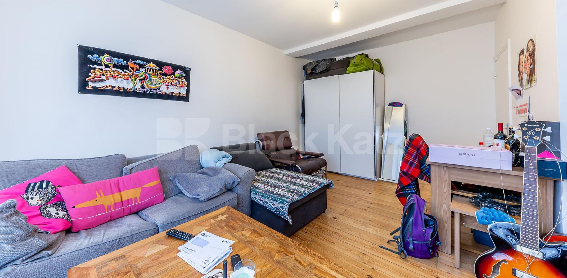 			Lovely 2 bedroom Garden flat in Bowes Park , 2 Bedroom, 1 bath, 1 reception Ground Floor Flat			 Cheshire Road , Bowes Park