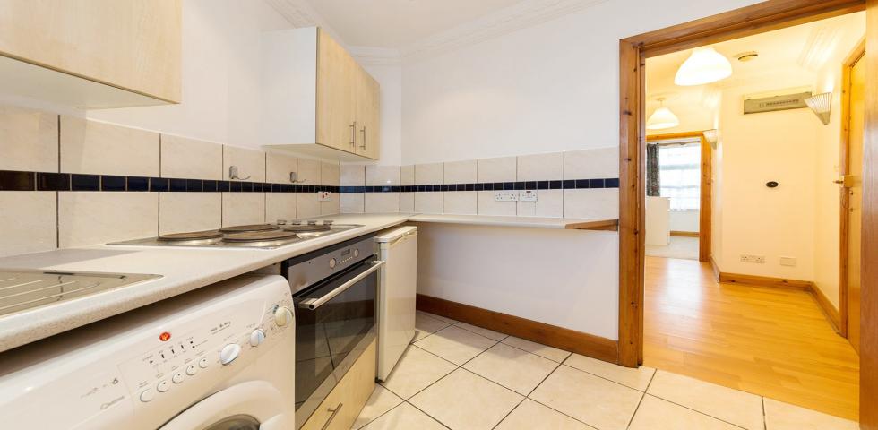 			1 Bedroom, 1 bath, 1 reception Flat			 Burnley Road, Dollis Hill, DOLLIS HILL