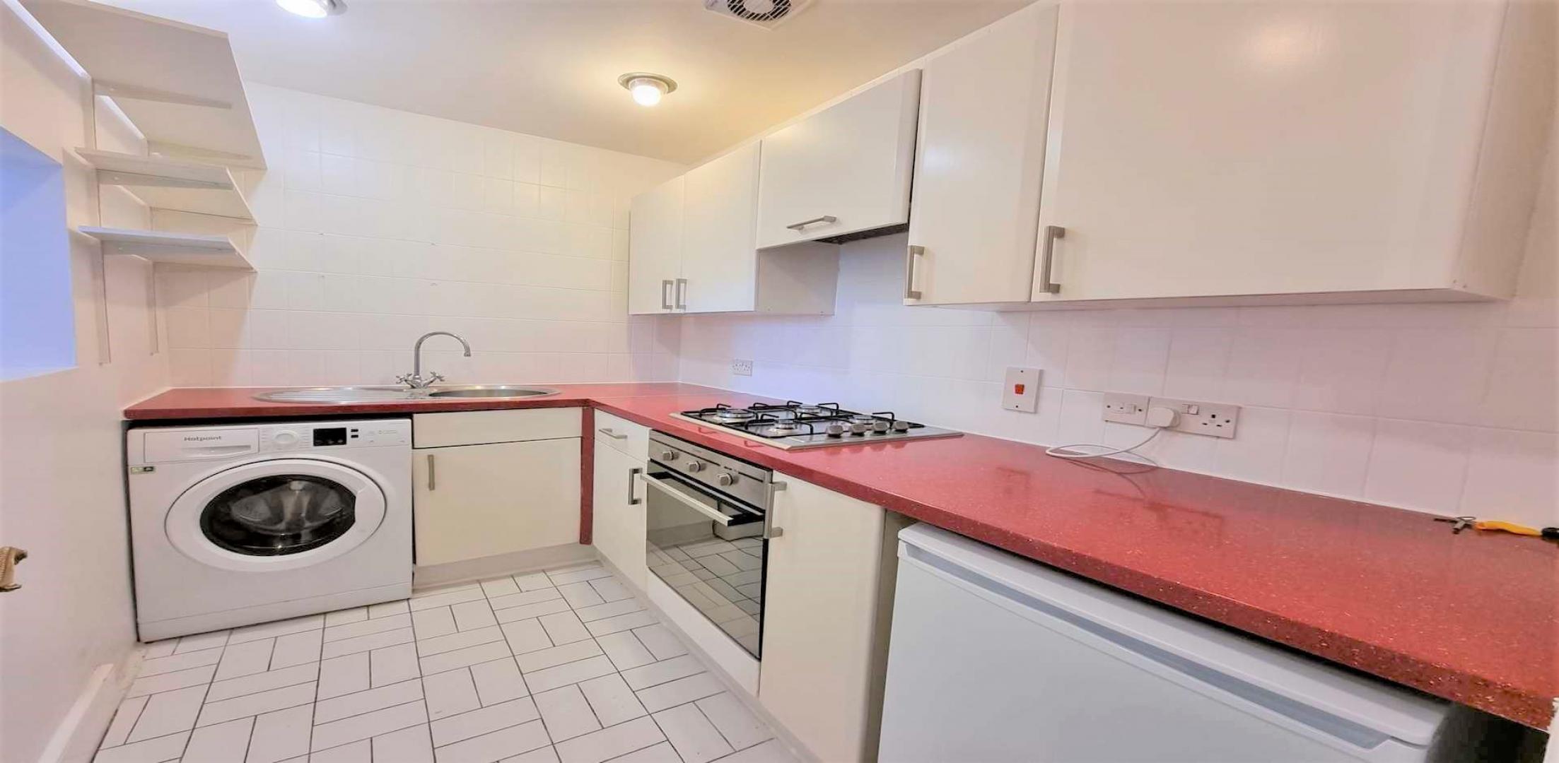 			3 Bedroom, 1 bath, 1 reception Flat			 Harvist Road, QUEENS PARK