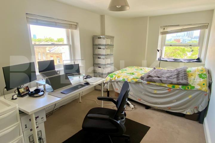 Stylish & contemporary top floor period conversion  Garland House Deptford High Street , Deptford