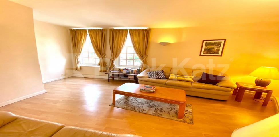 			LET , 3 Bedroom, 1 bath, 1 reception Apartment			 Erasmus Street , Westminster 