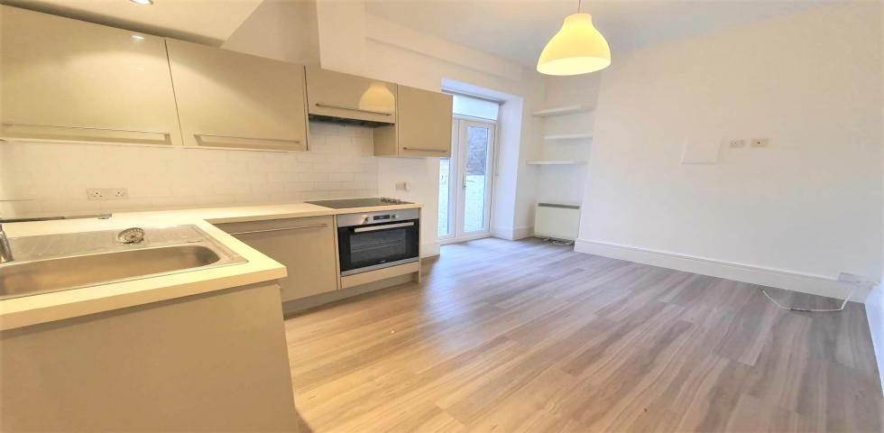 Fantastic Garden Apartment Sherriff Road, West Hampstead