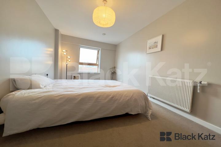 Flooded with natural light with private balcony & gorgeous views  Avonley Road , New Cross Gate / Peckham 