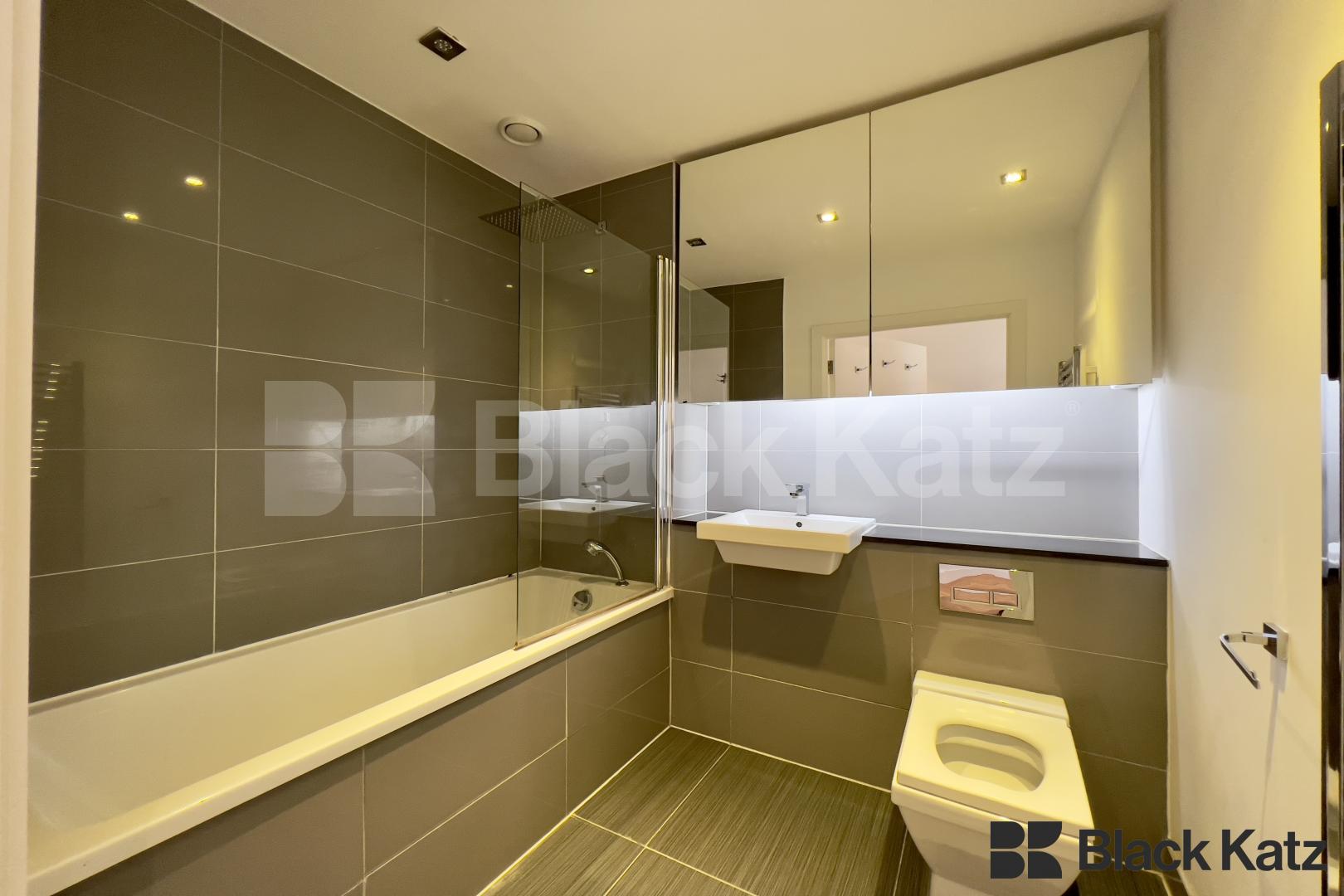 Luxury, generous apartment moments from Brick Lane  Cityscape Apartments, Spitafields