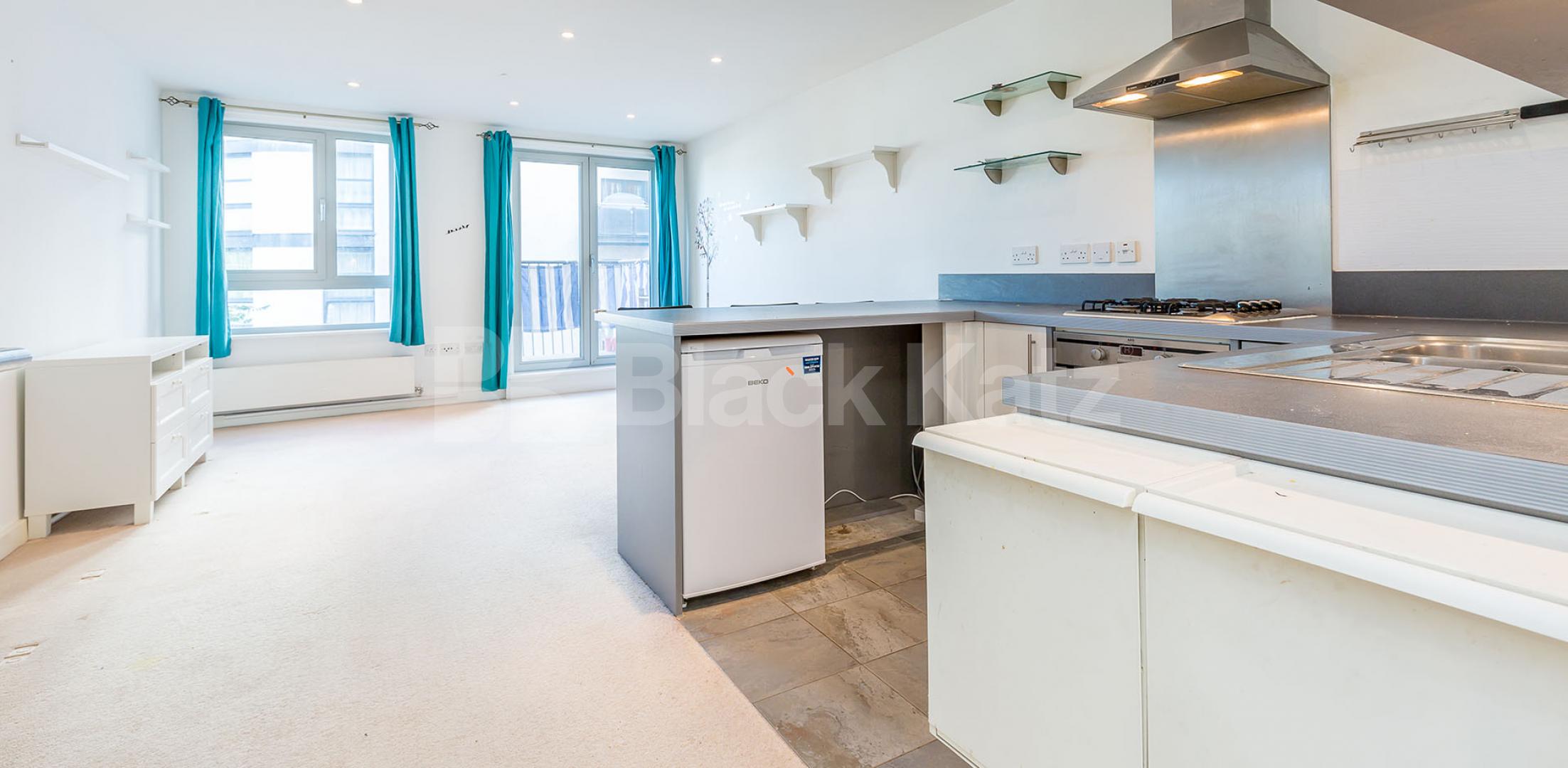 			2 Bedroom, 1 bath, 1 reception Flat			 Eden Grove N7, HOLLOWAY