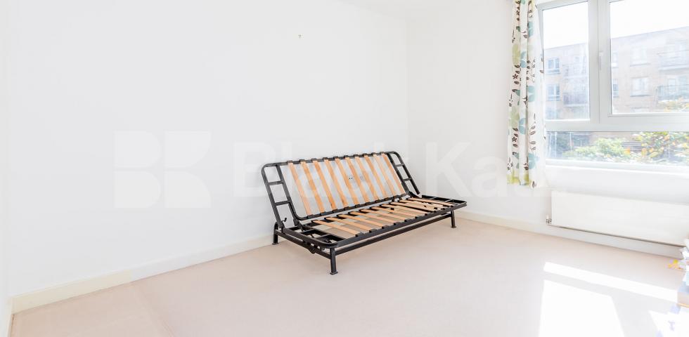 			2 Bedroom, 1 bath, 1 reception Flat			 Eden Grove N7, HOLLOWAY