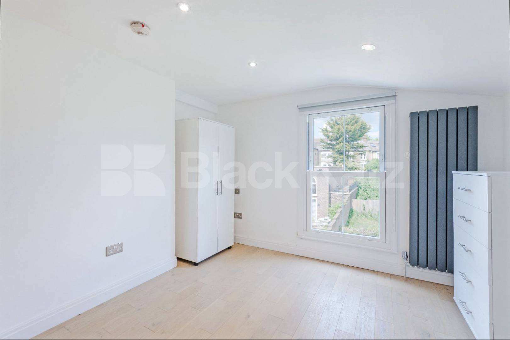 Modern Studio Hillfield Road, West Hampstead