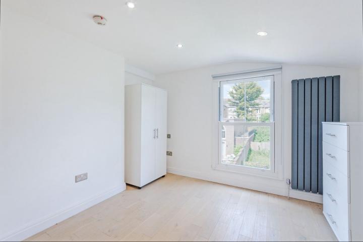 Modern Studio Hillfield Road, West Hampstead