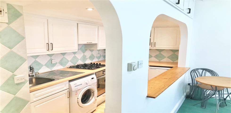 			1 Bedroom, 1 bath, 1 reception Apartment			 Howitt Road, BELSIZE PARK