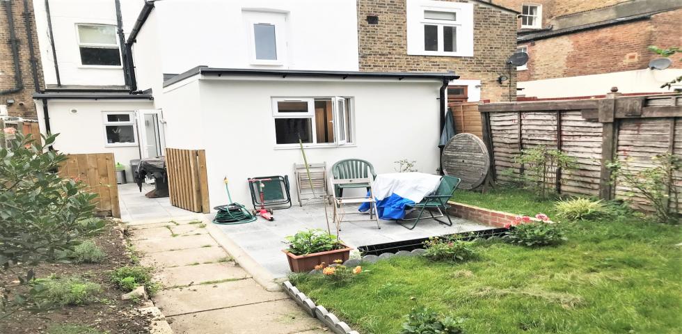 			PRIVATE GARDEN, 1 Bedroom, 1 bath, 1 reception Ground Floor Flat			 Agamemnon Road, WEST HAMPSTEAD