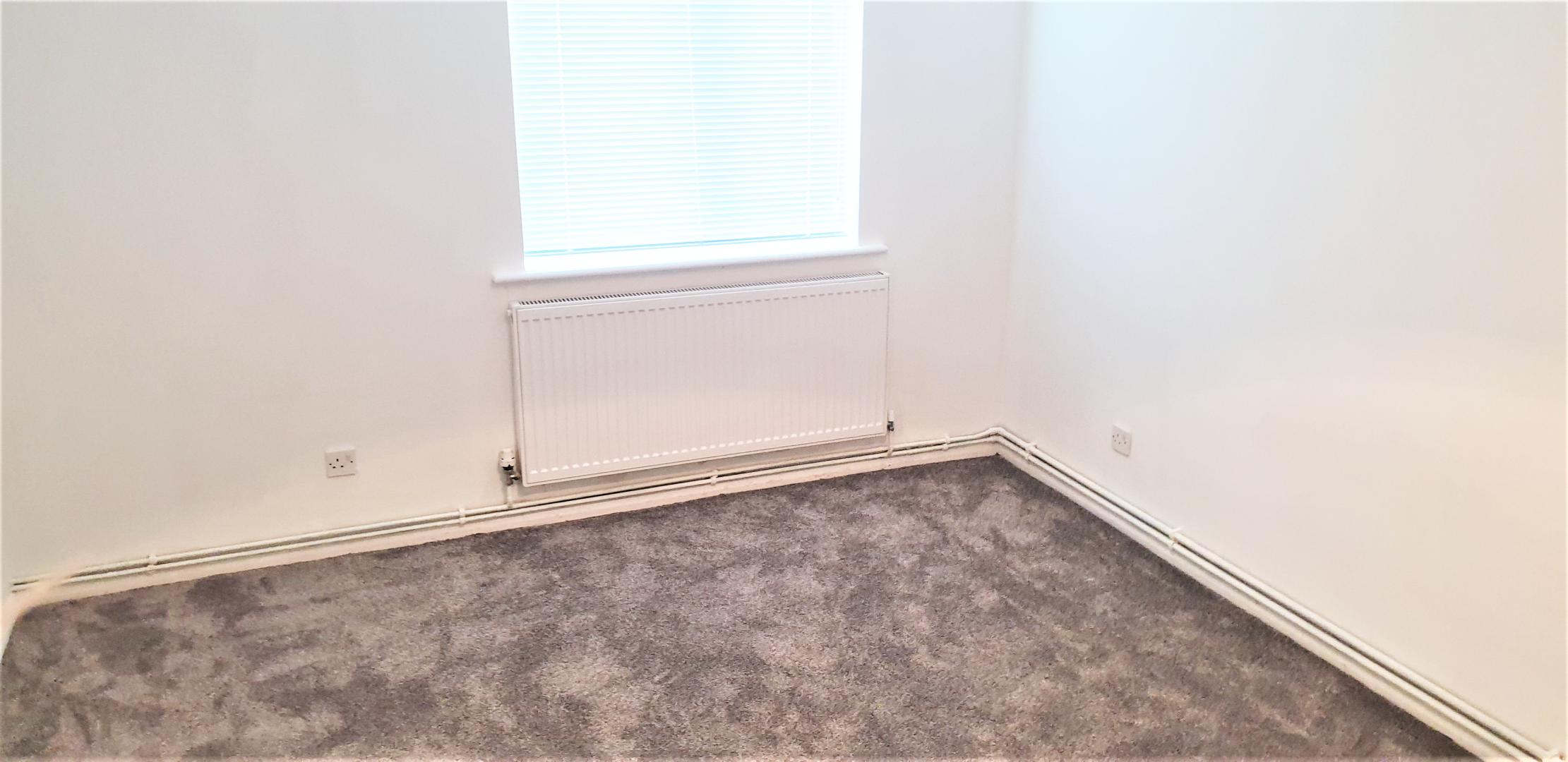 			2 Bedroom, 1 bath, 1 reception Flat			 Cornmow Drive, DOLLIS HILL 