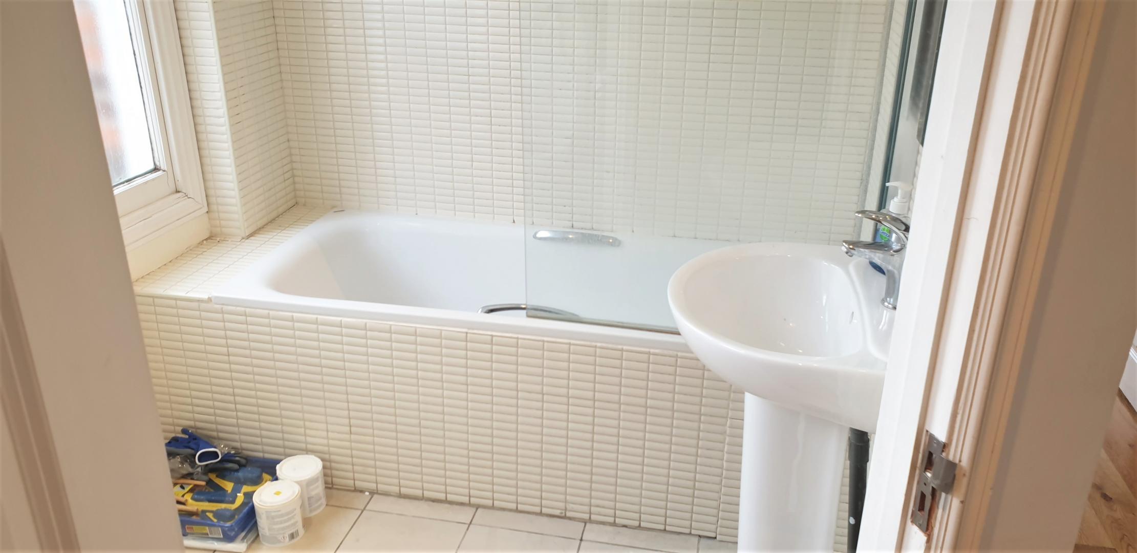 			3 Bedroom, 1 bath, 1 reception Flat			 Ebbsfleet Road , KILBURN