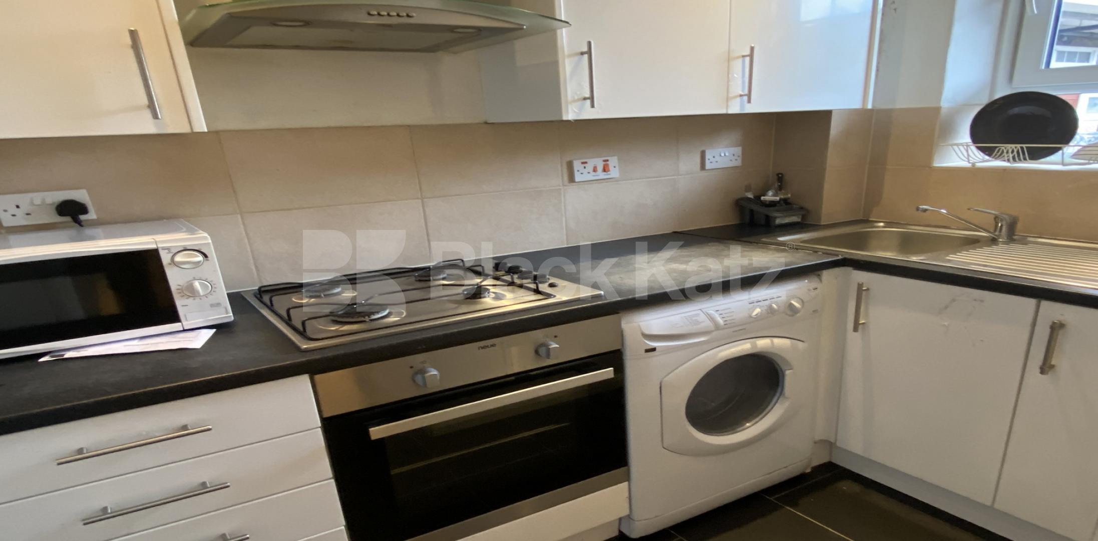 			LET , 1 Bedroom, 1 bath, 1 reception Apartment			 Falmouth Road, Elephant and Castle 