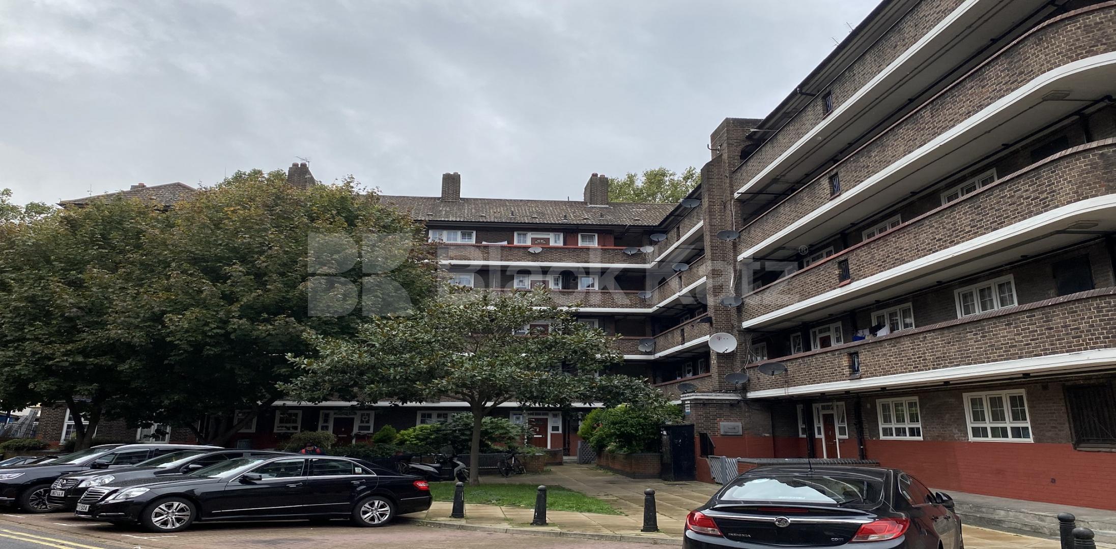 			LET , 1 Bedroom, 1 bath, 1 reception Apartment			 Falmouth Road, Elephant and Castle 