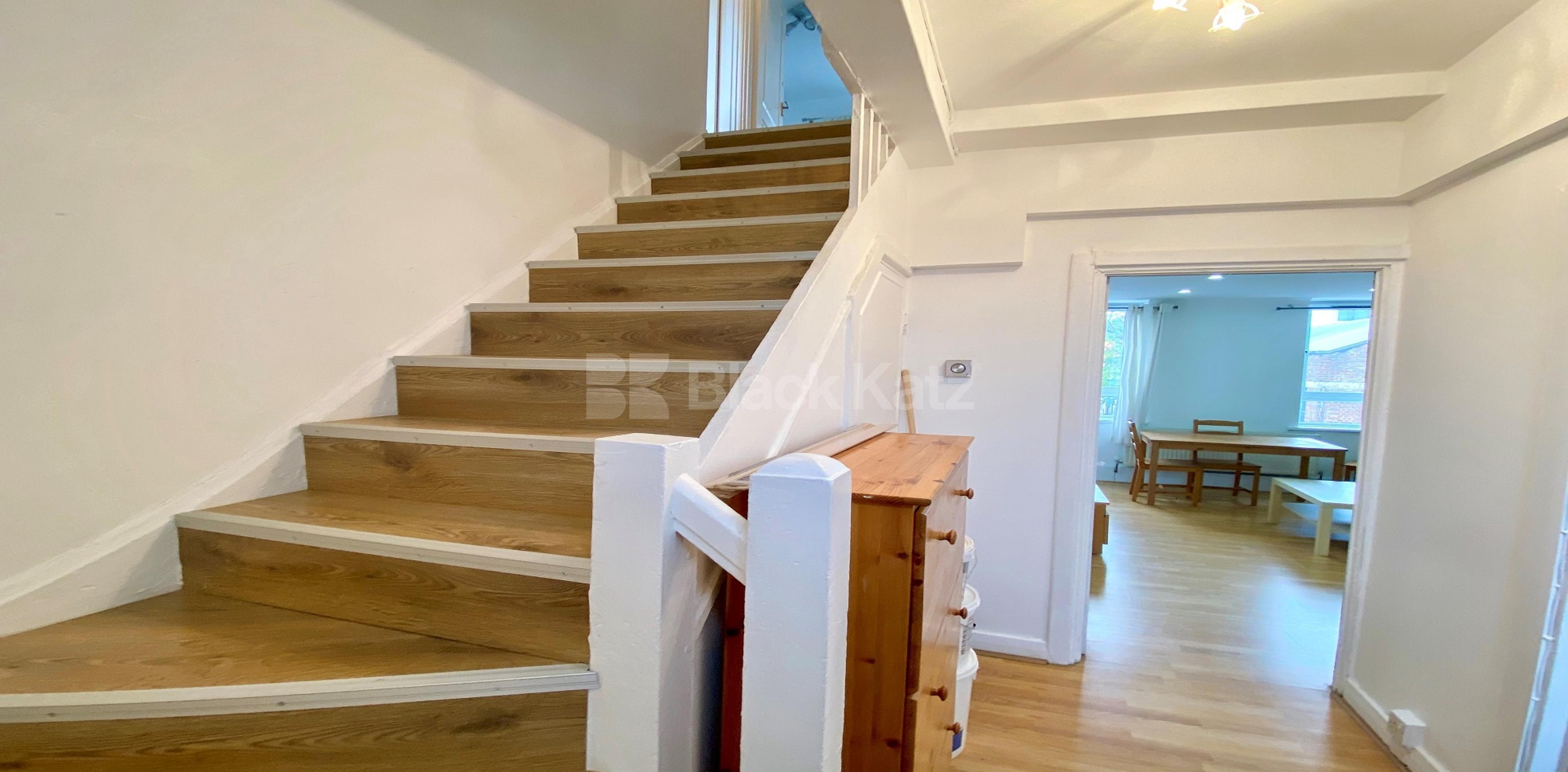 			LET , 3 Bedroom, 1 bath, 1 reception Apartment			 Weston Street, London Bridge SE1