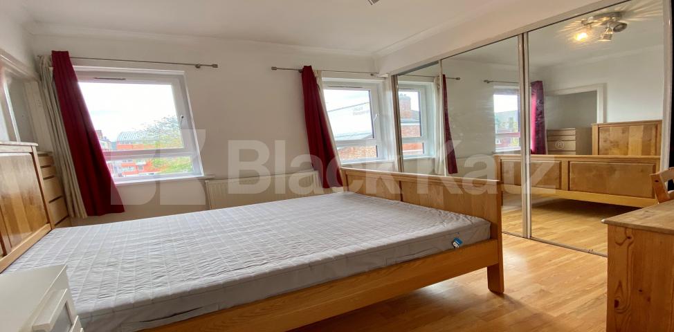 			LET , 3 Bedroom, 1 bath, 1 reception Apartment			 Weston Street, London Bridge